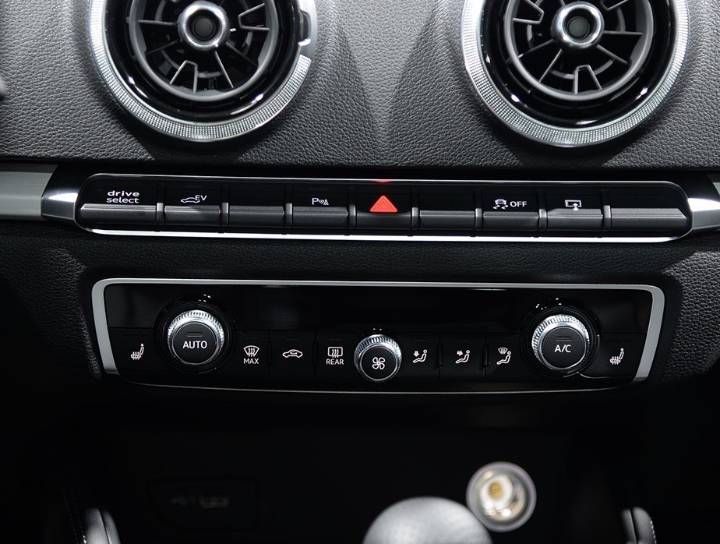 奥迪-A3(进口)新能源