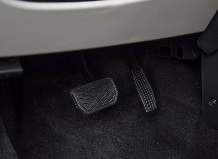 长安汽车-奔奔mini-e