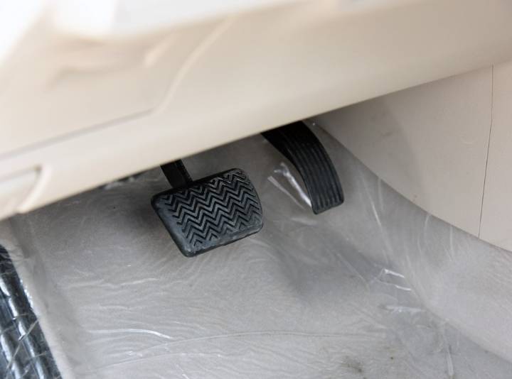 比亚迪-比亚迪e5