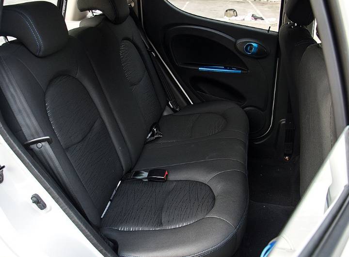 长安汽车-奔奔mini-e