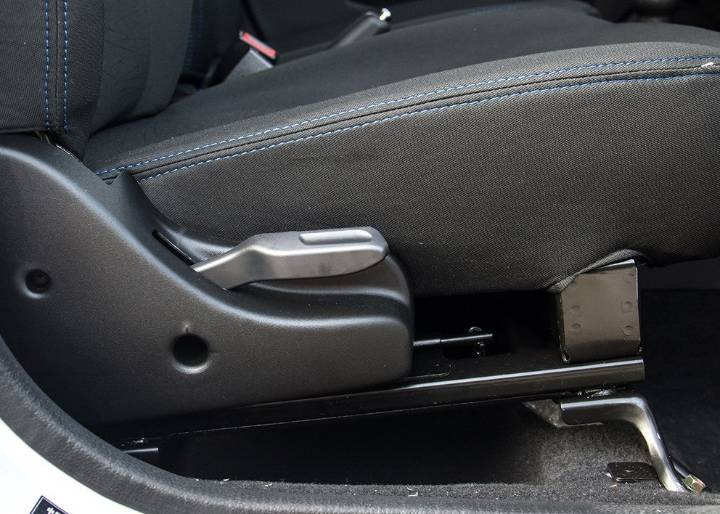 长安汽车-奔奔mini-e