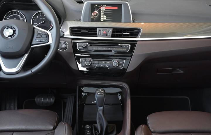 宝马-宝马X1新能源