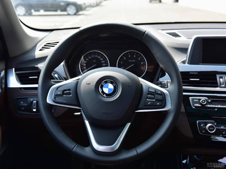 宝马-宝马X1新能源