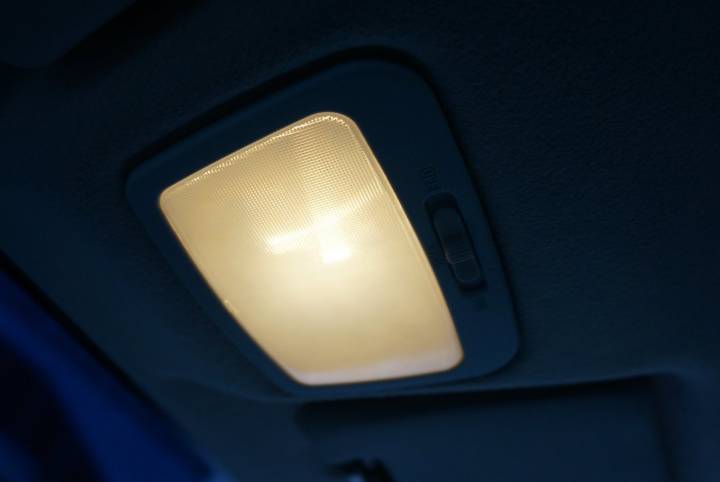 长安汽车-奔奔mini-e