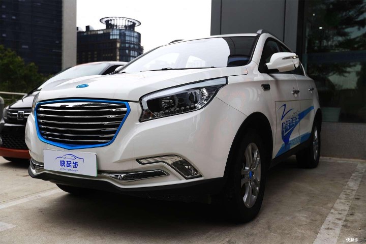 华泰新能源-圣达菲5 XEV260