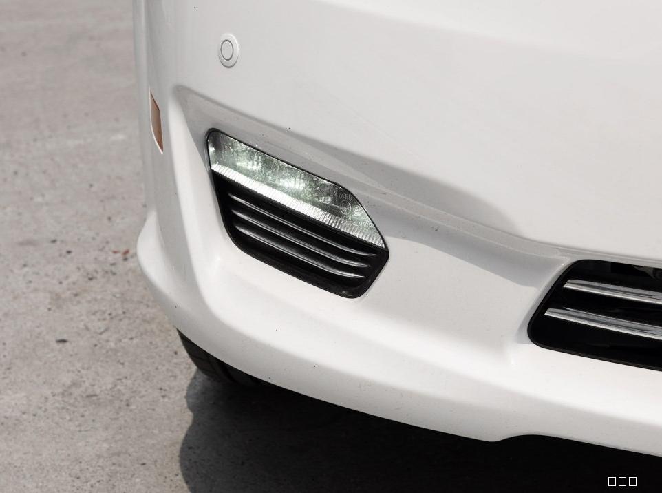 比亚迪-比亚迪e6