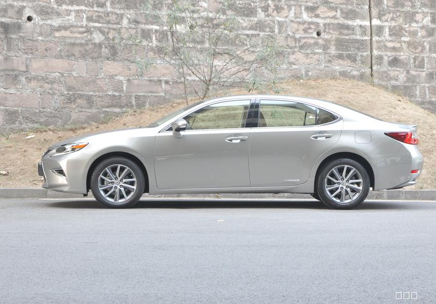 雷克萨斯-雷克萨斯ES