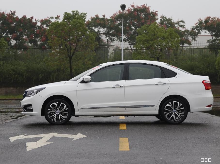 东风风神-风神E70