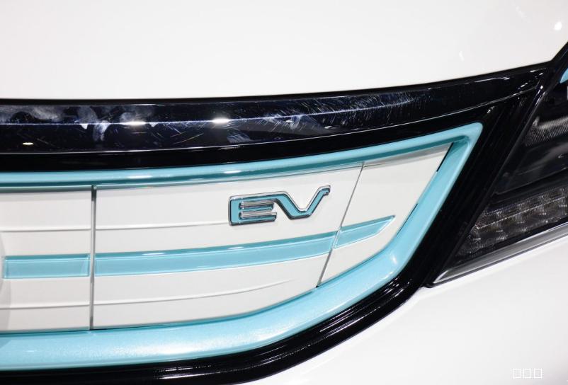 东风风神-风神E70