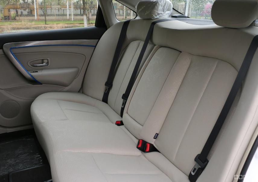 东风风神-风神E70