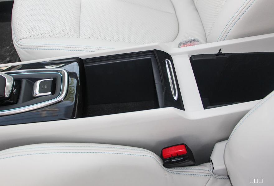 东风风神-风神E70