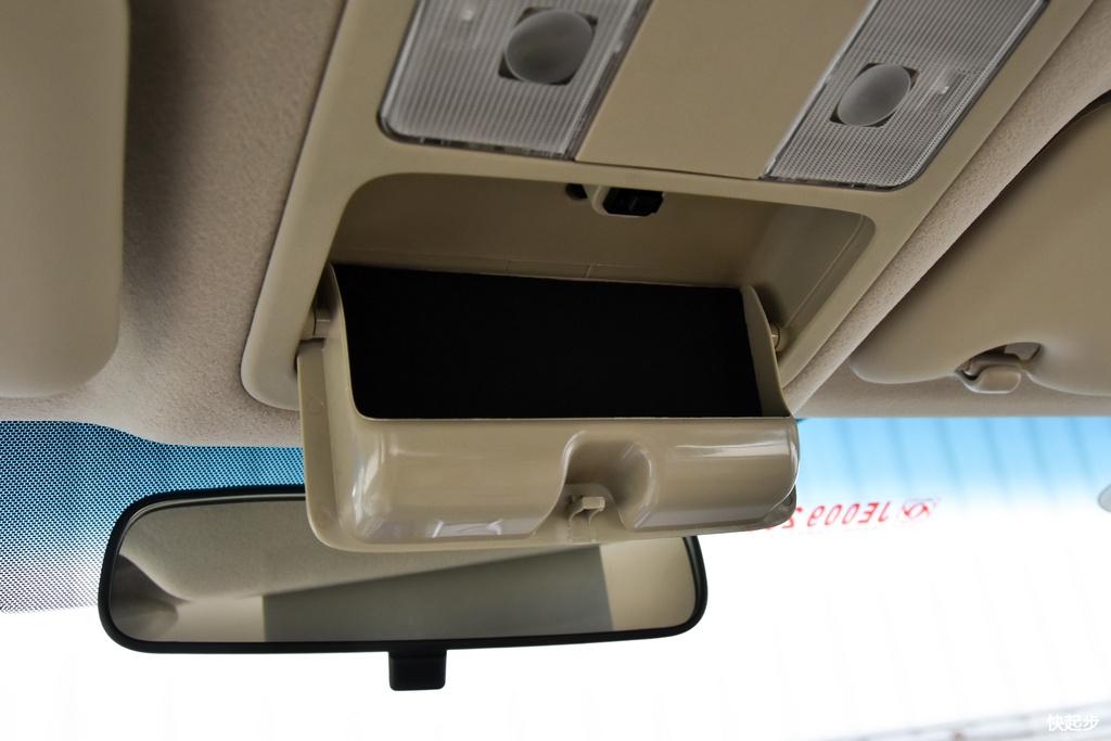 东风汽车-俊风E11K