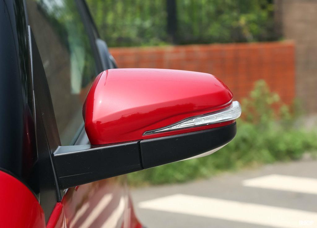 红星汽车-闪闪X2