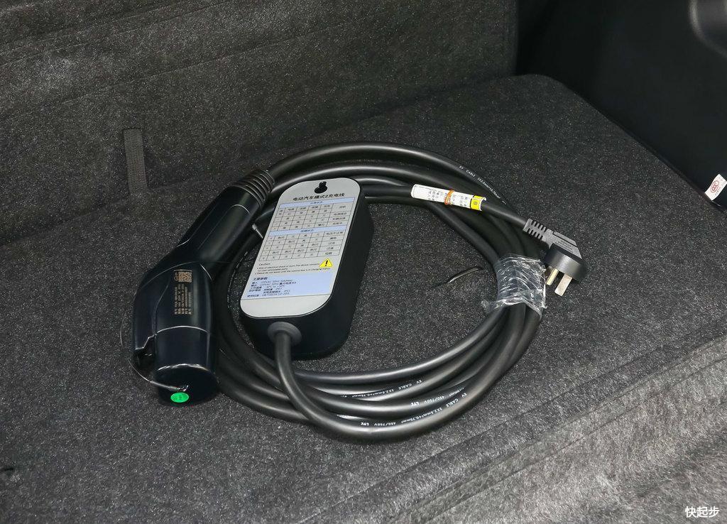 红星汽车-闪闪X2