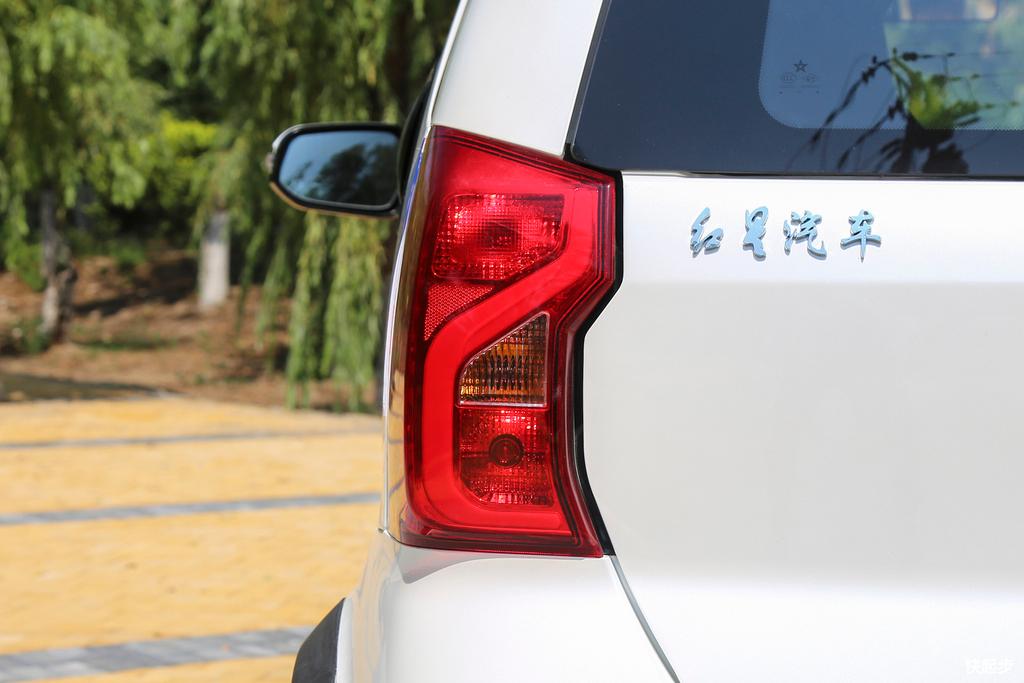 红星汽车-闪闪X2