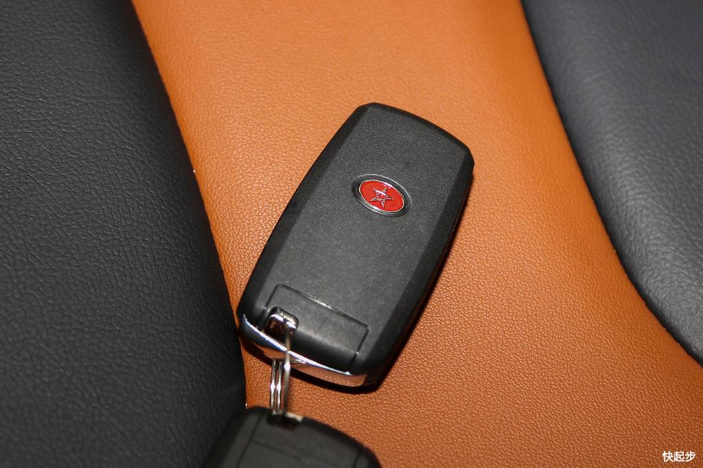 红星汽车-闪闪X2