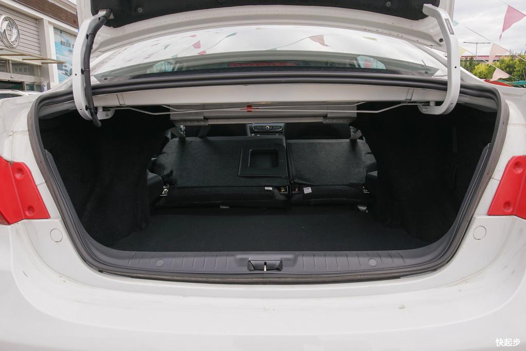 东风风行-风行景逸S50EV