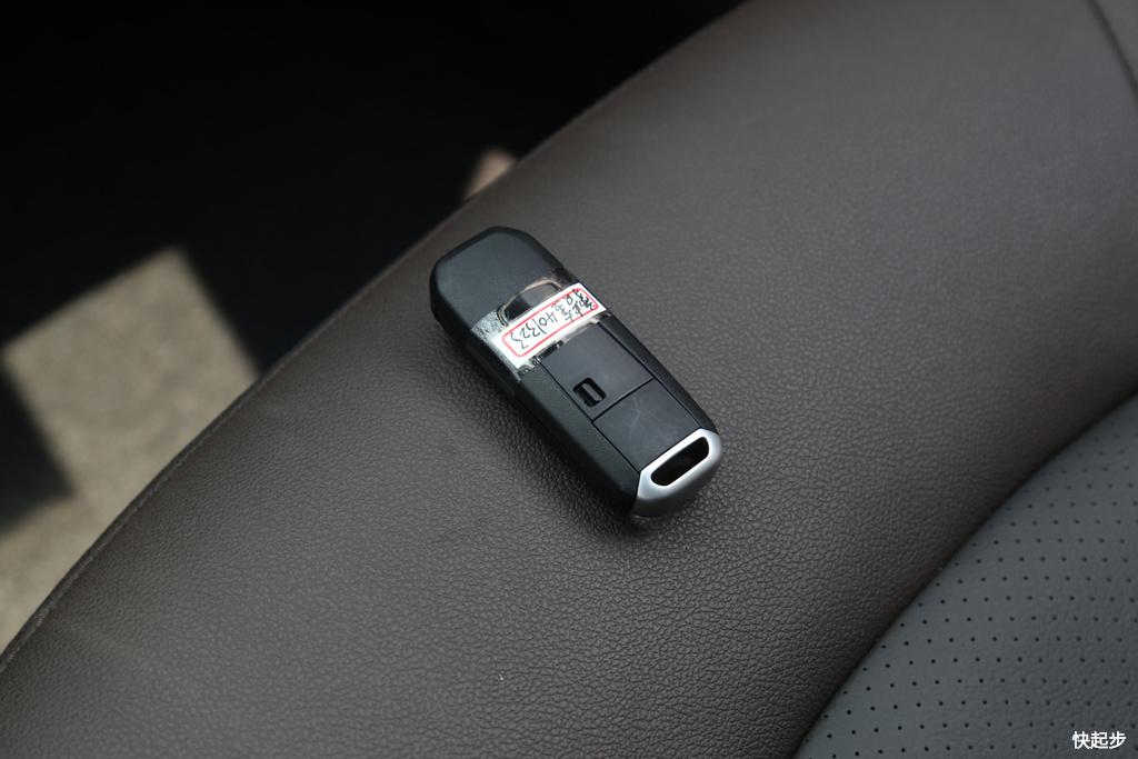 广汽三菱-祺智PHEV