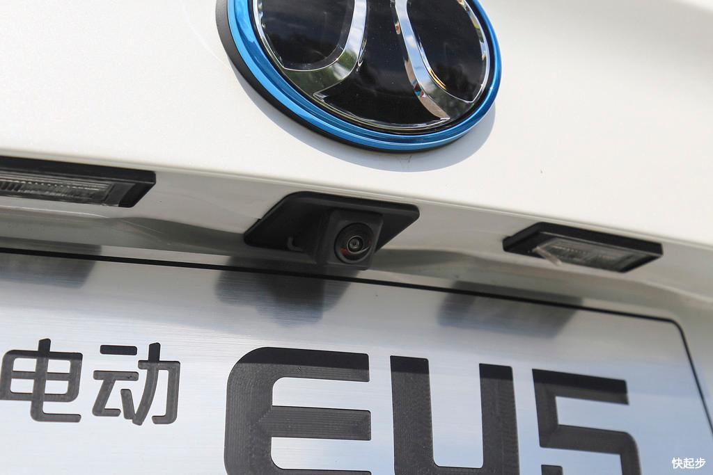 BEIJING汽车-BEIJING-EU5