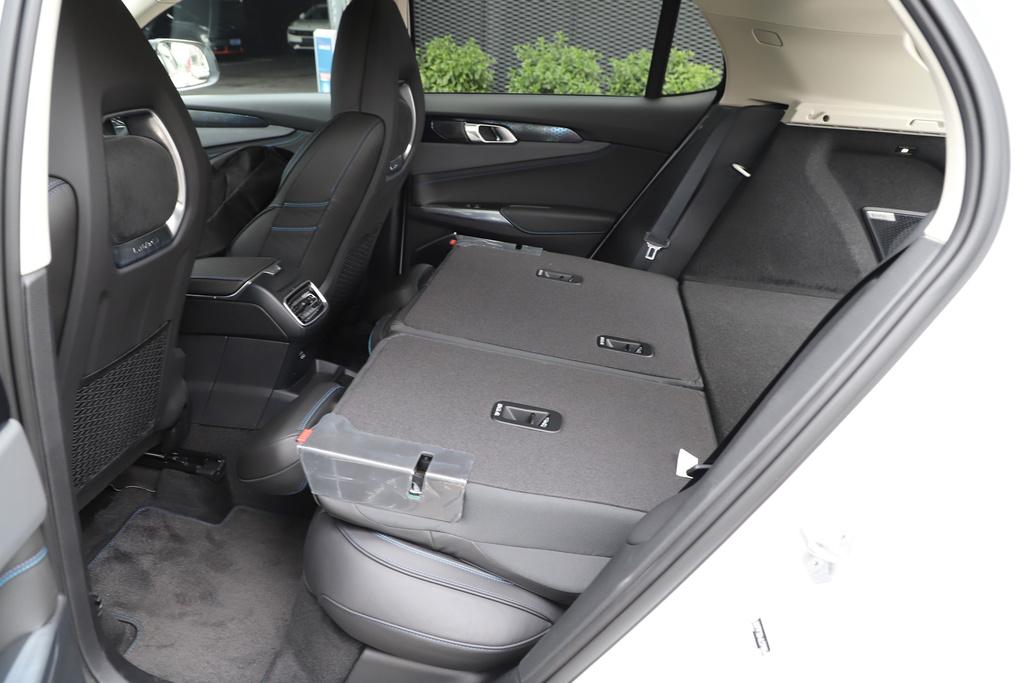 领克-领克01 PHEV