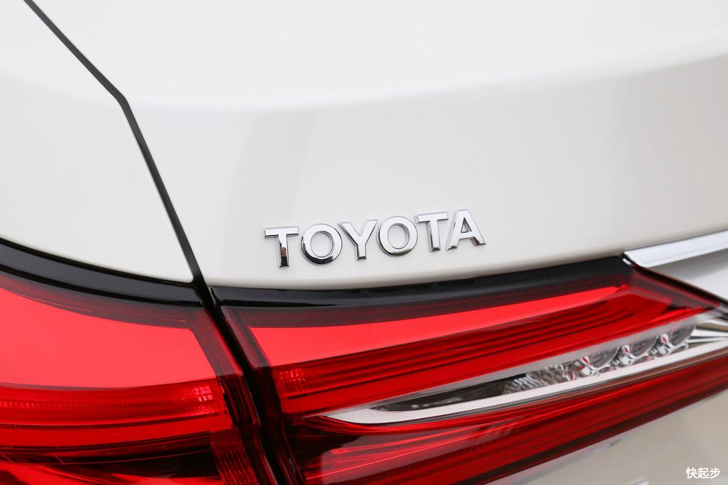 丰田-雷凌