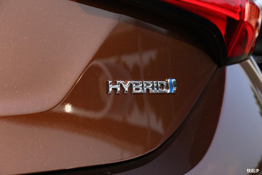 丰田-雷凌