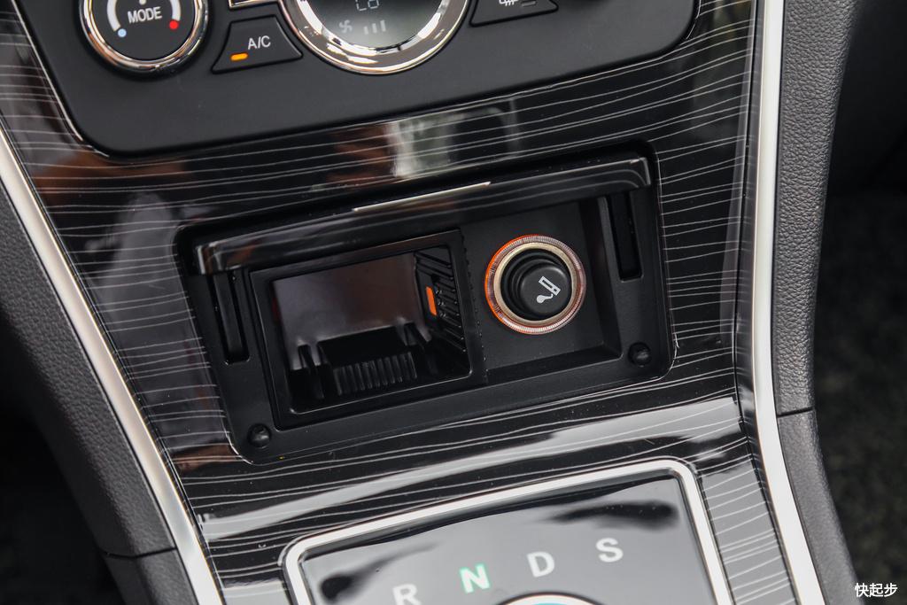 力帆汽车-力帆650 EV