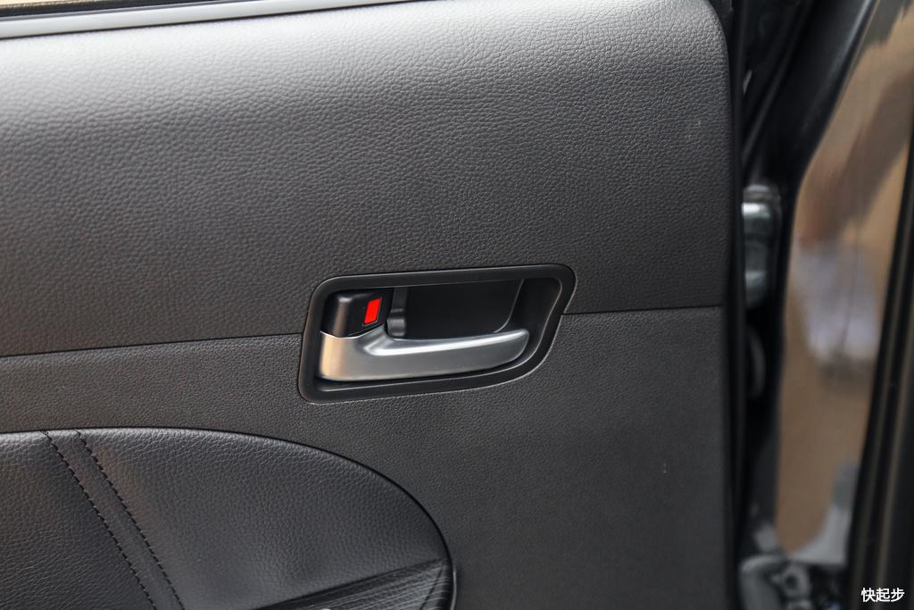 力帆汽车-力帆650 EV