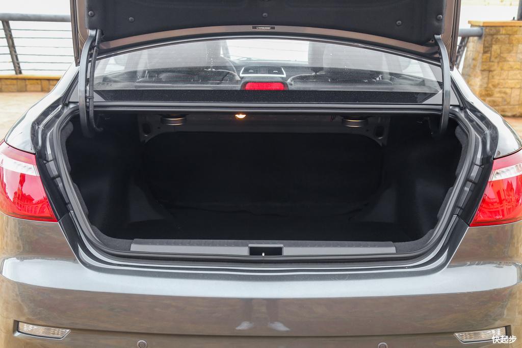 力帆汽车-力帆650 EV