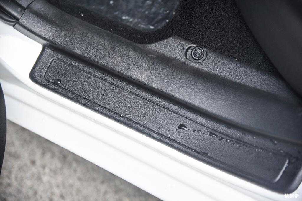 力帆汽车-力帆650 EV