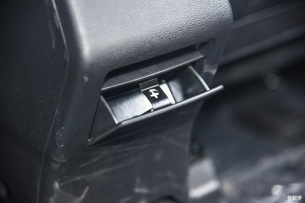 力帆汽车-力帆650 EV