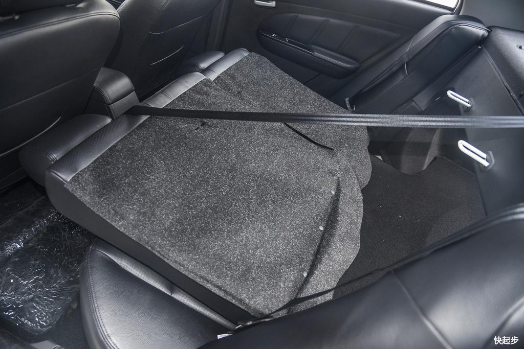 力帆汽车-力帆650 EV