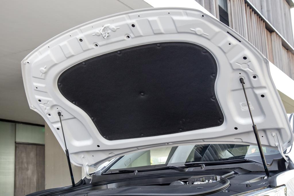 吉利汽车-博瑞PHEV