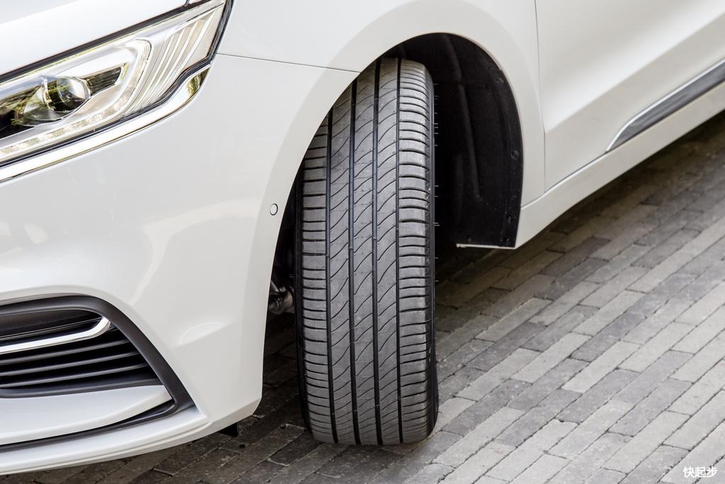 吉利汽车-博瑞PHEV