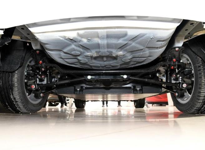 比亚迪-比亚迪e5