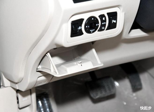 比亚迪-比亚迪e5