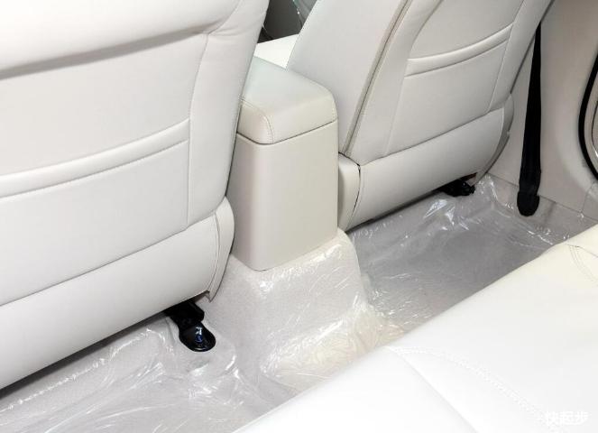 比亚迪-比亚迪e5