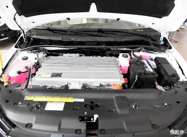 比亚迪-比亚迪e5