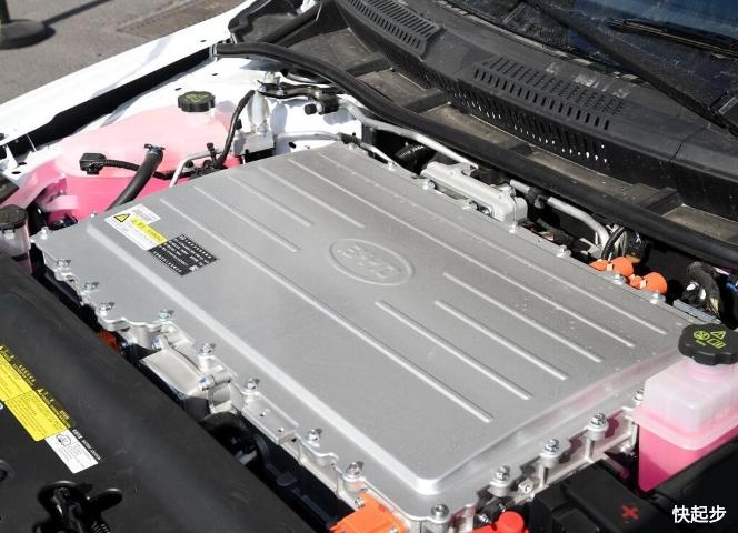 比亚迪-比亚迪e5