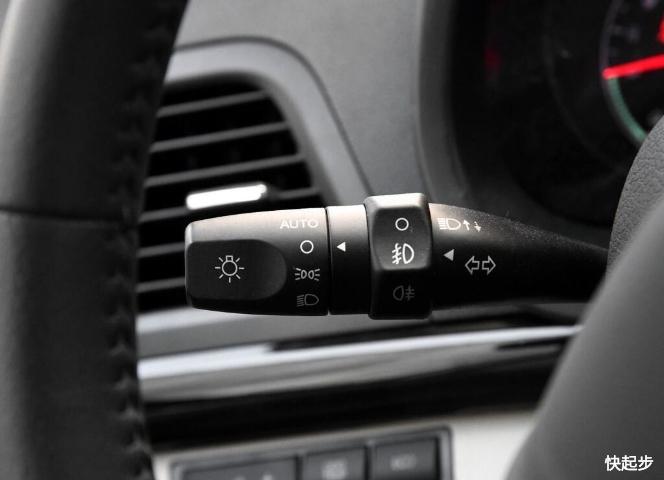 比亚迪-比亚迪e5