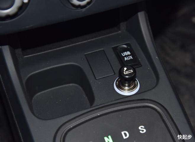 力帆汽车-力帆330EV