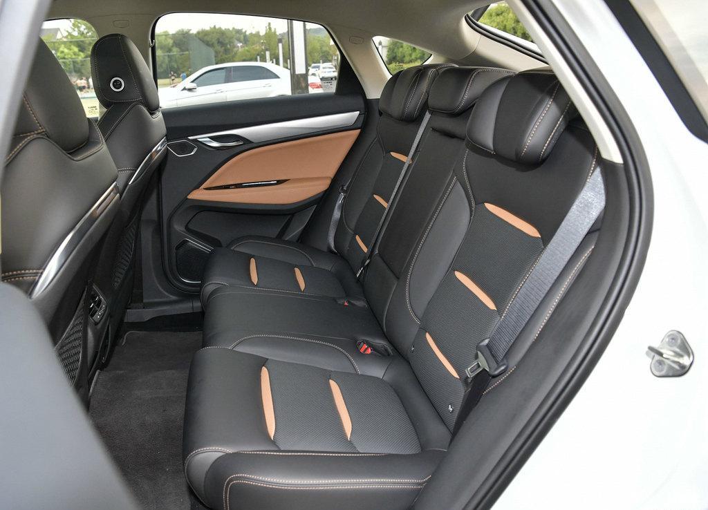 吉利汽车-星越PHEV