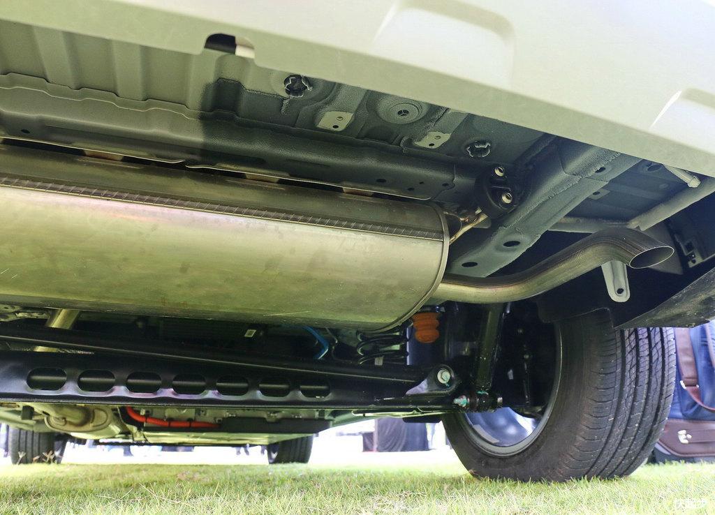 吉利汽车-嘉际PHEV