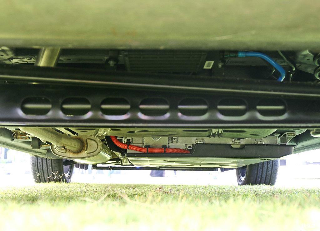 吉利汽车-嘉际PHEV