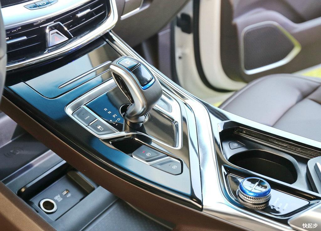 吉利汽车-嘉际PHEV