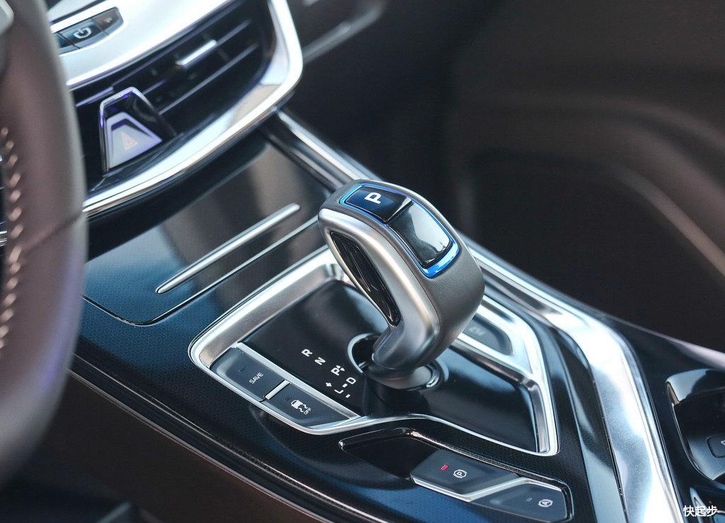 吉利汽车-嘉际PHEV