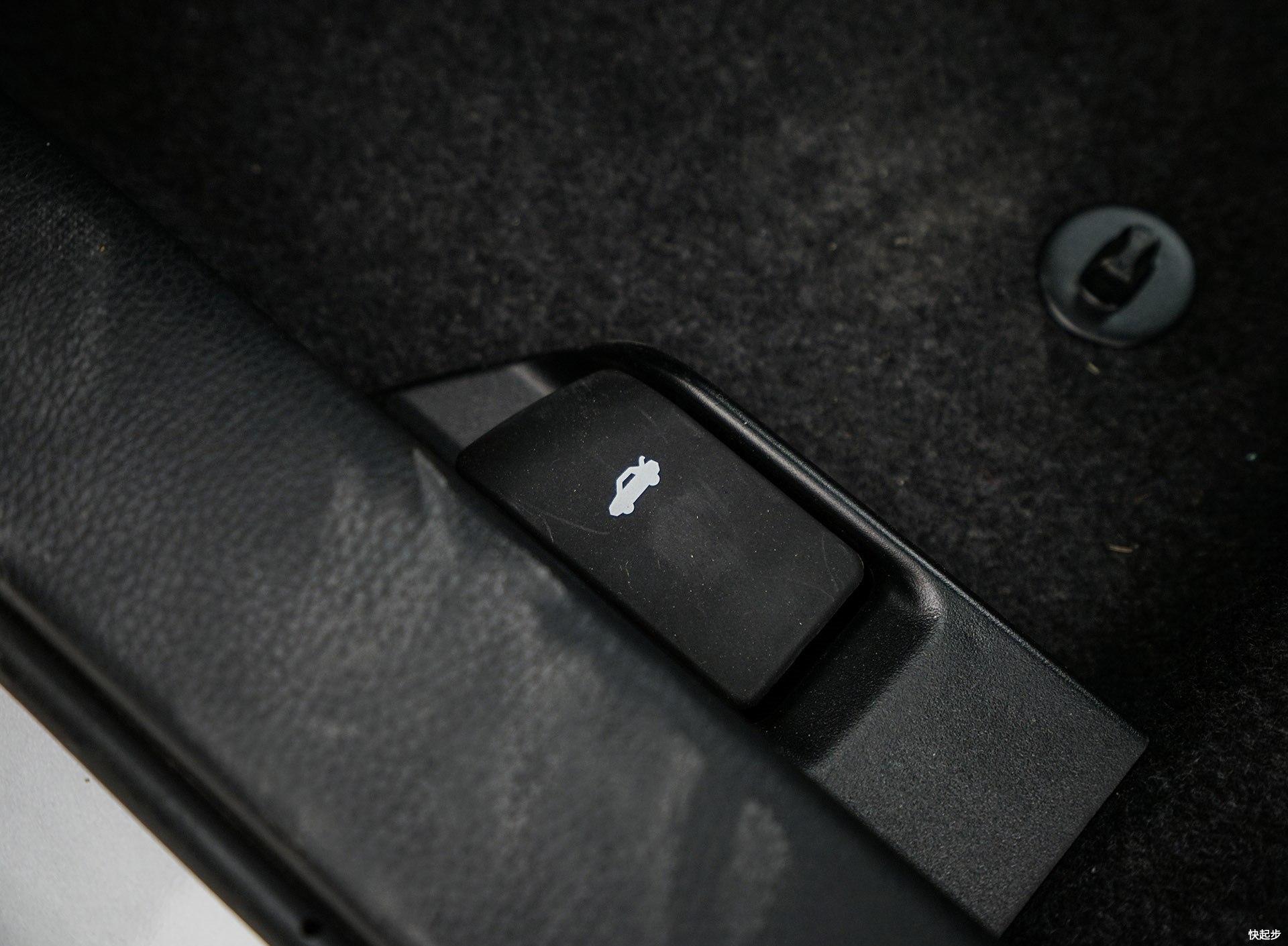 丰田-雷凌双擎E+