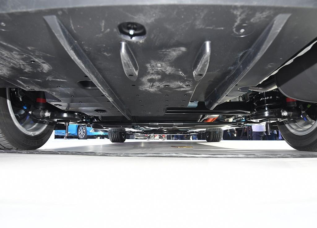 丰田-雷凌双擎E+