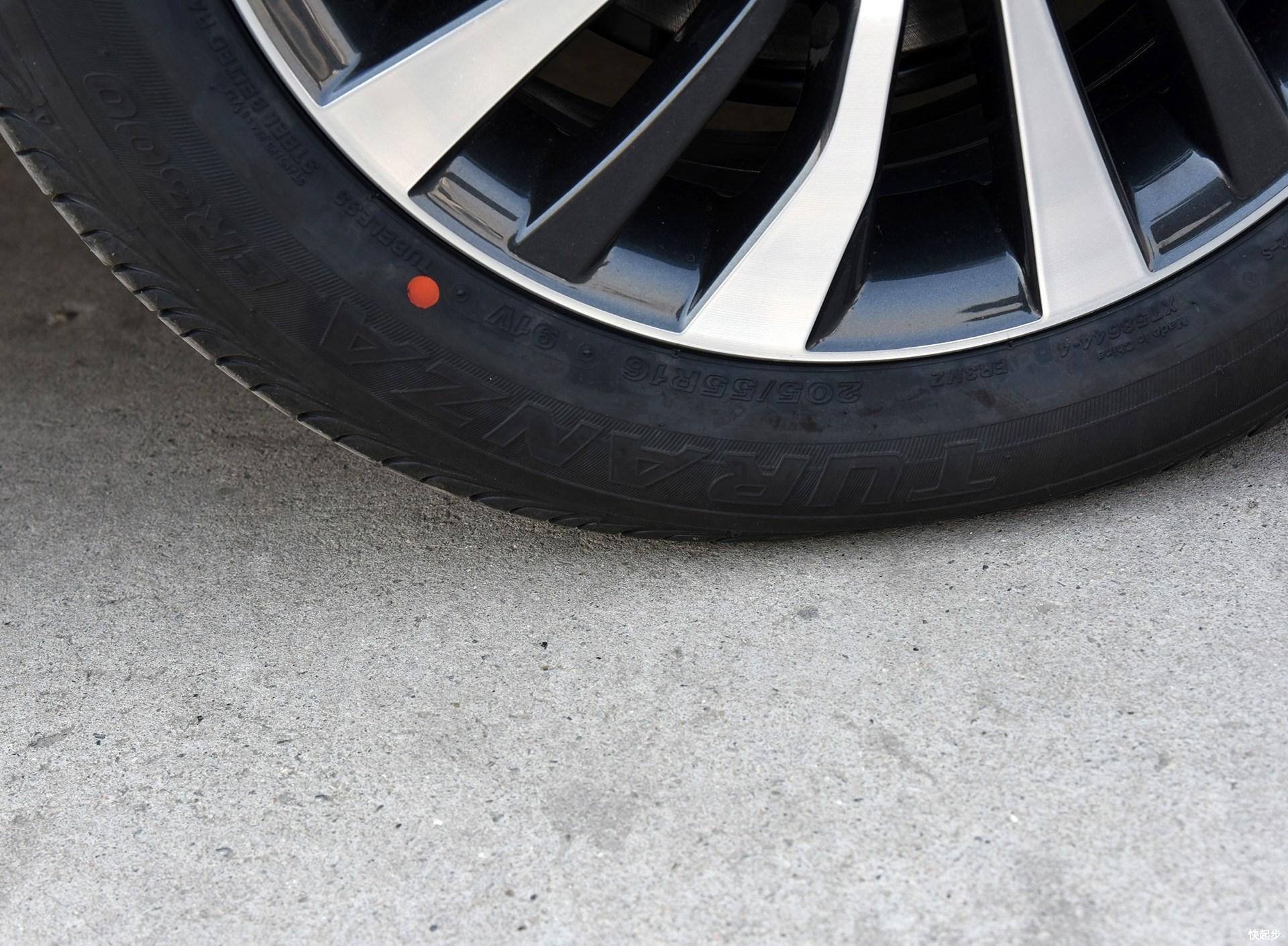 丰田-卡罗拉双擎E+