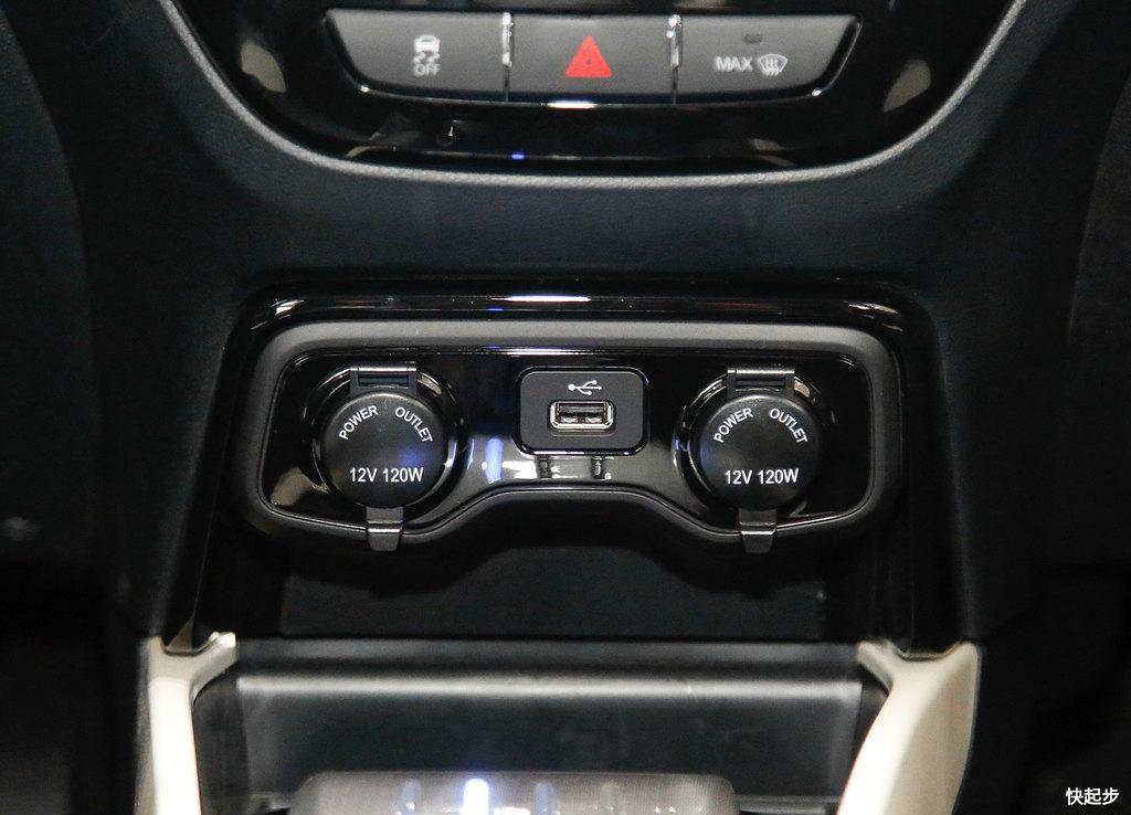 长安汽车-长安CS15EV